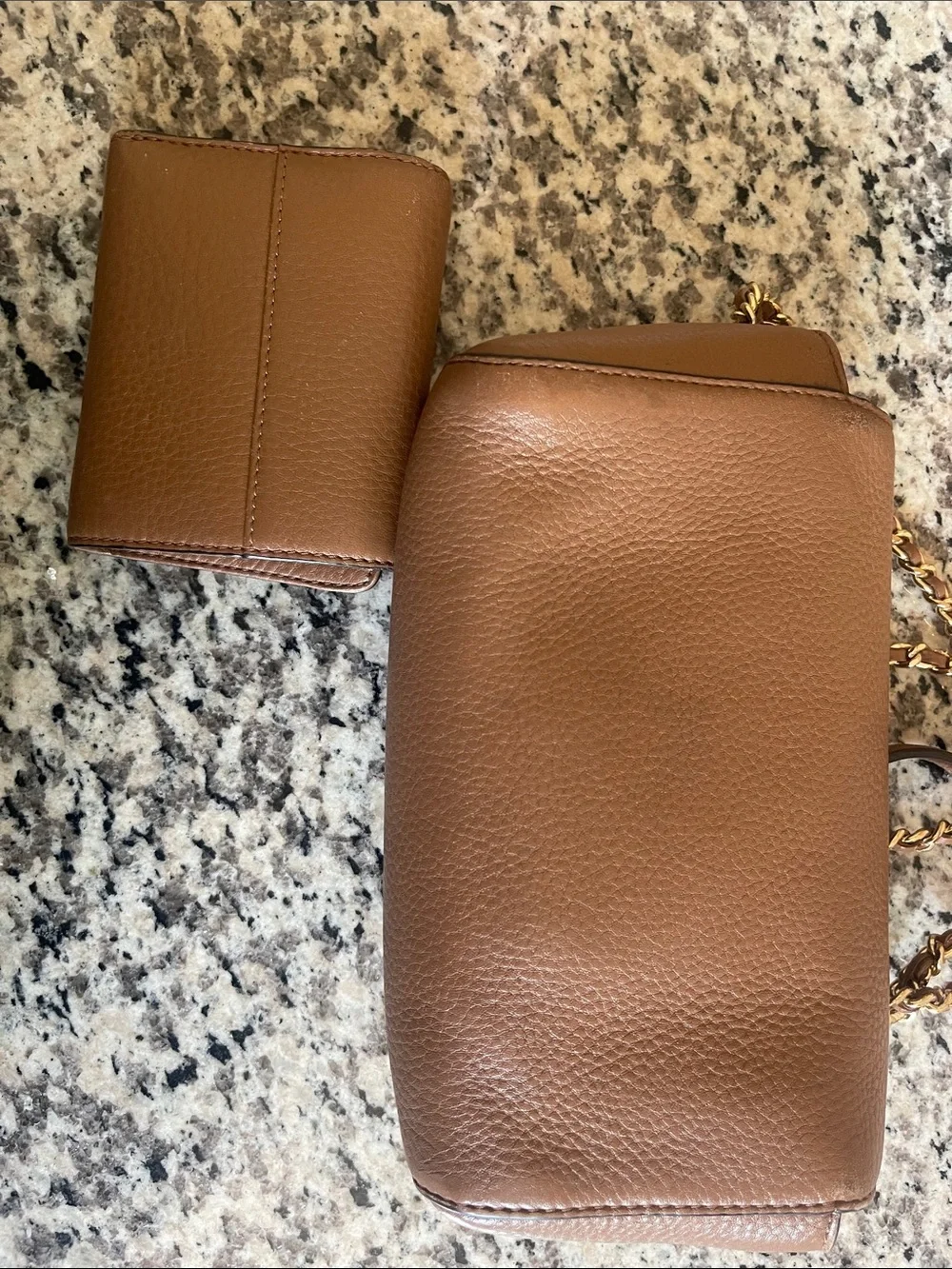 Tory Burch Tan Pebbled Leather Chain Crossbody Phone Bag with Card Wallet